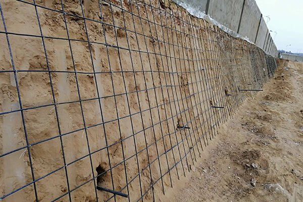 soil nail wall