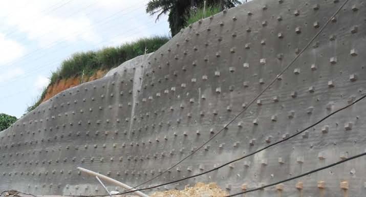 soil nail wall in highway
